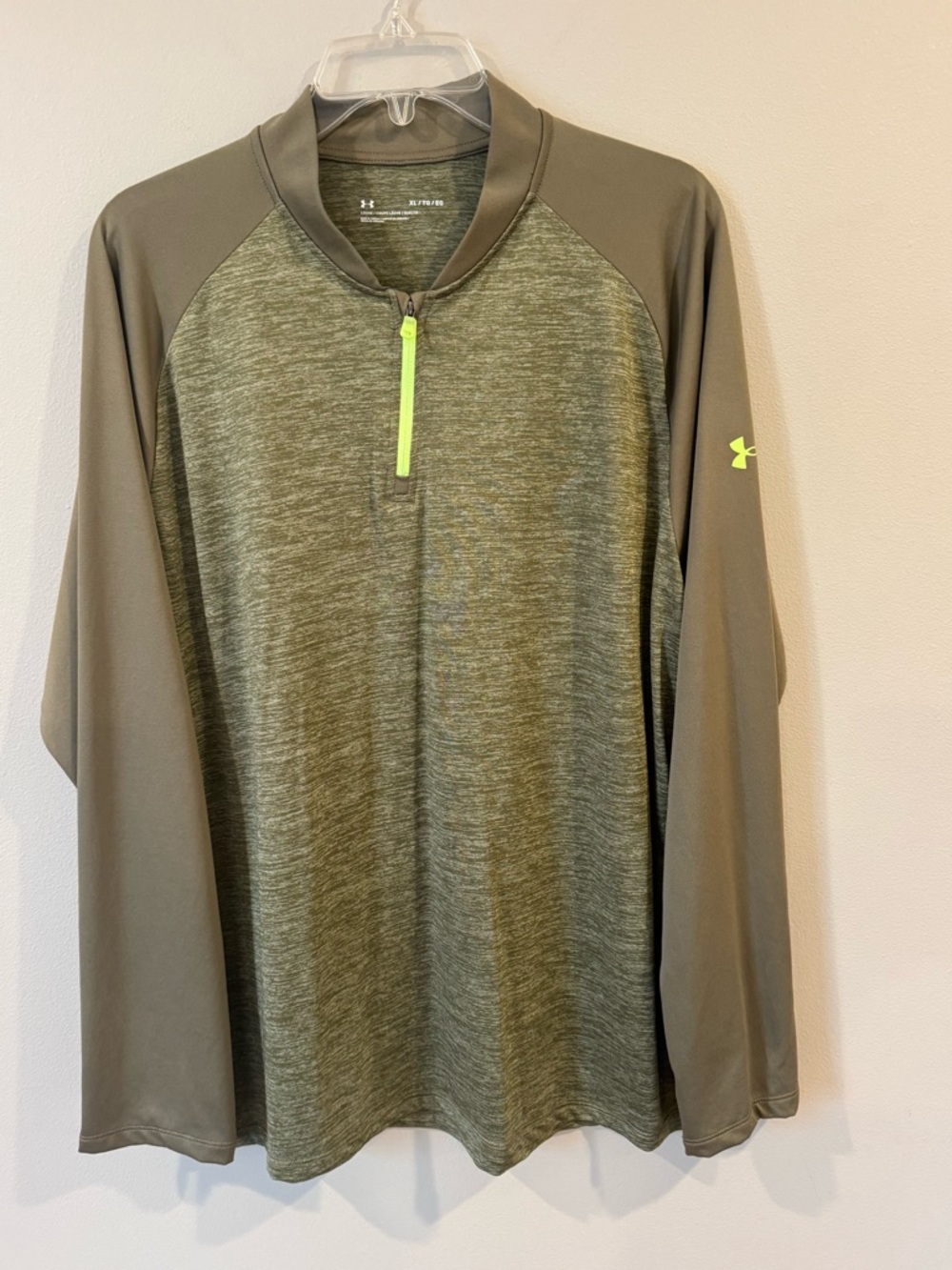 Under Armour Pullover Mens XL Green Quarter Zip Long Sleeve Loose Fit Athletic